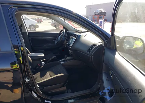 2022 Mitsubishi Outlander Sport 2.0 Be Awc/2.0 Es Awc/2.0 Le Awc/2.0 Se Awc/2.0 Se Special Edition Awc z USA, uszkodzony, nr VIN JA4ARUAUXNU012055